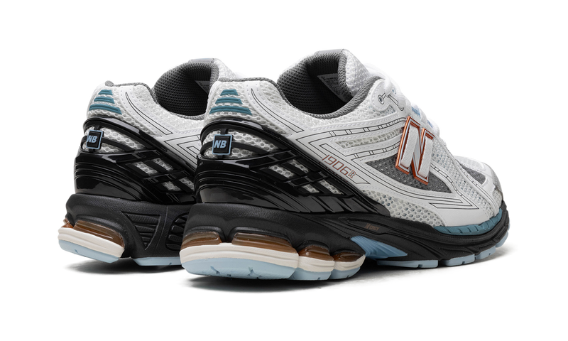 New Balance 1906R "White Black Copper"