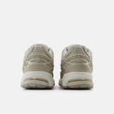 New Balance 1906R Grey Days Moonrock Moonbeam Sea Salt