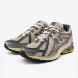 New Balance 1906R Licorice