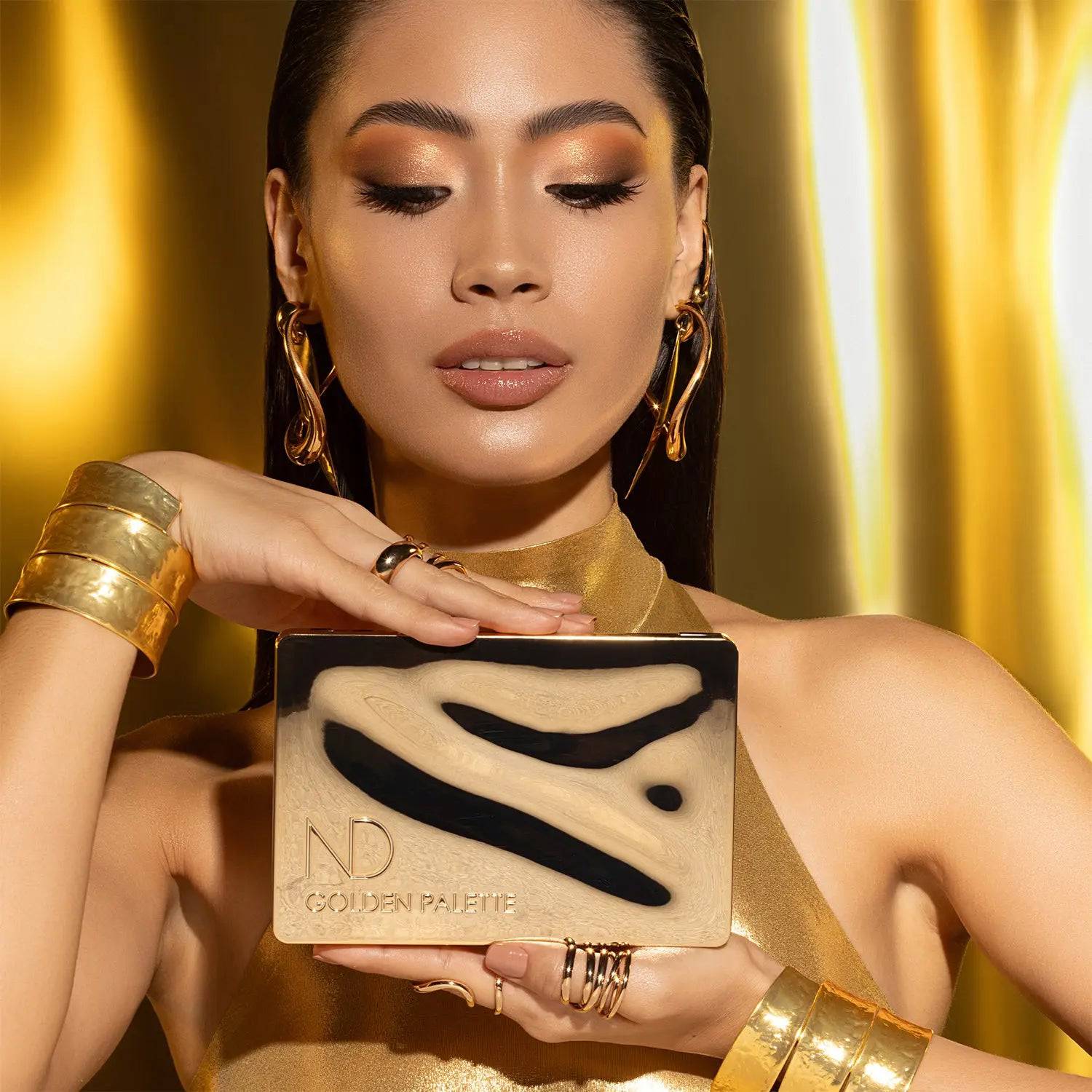 [PRÉ VENDA] GOLDEN PALETTE - Eyeshadow Palette