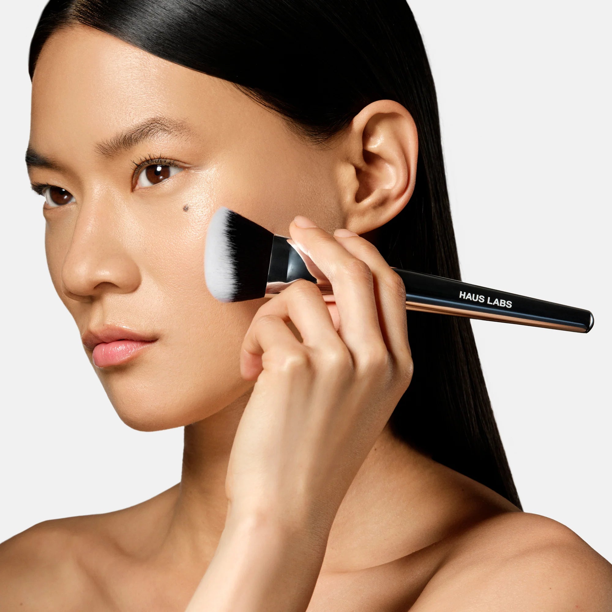 FOUNDATION BRUSH