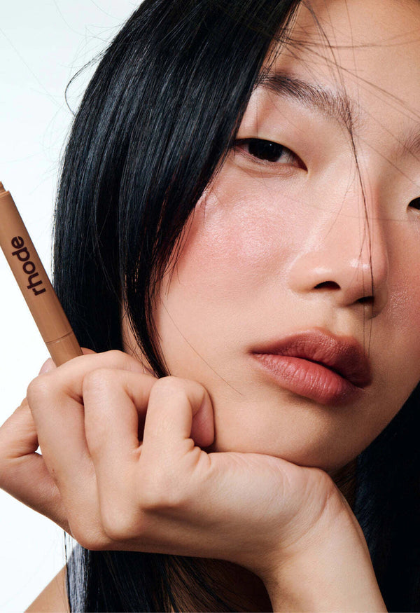 Peptide Lip Shape Cor: Lunge Rhode